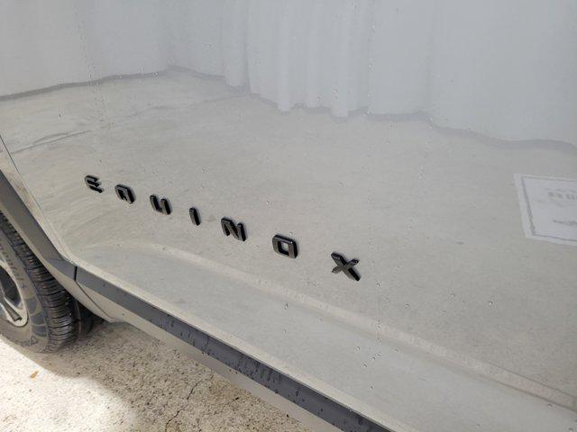 new 2026 Chevrolet Equinox car, priced at $33,585