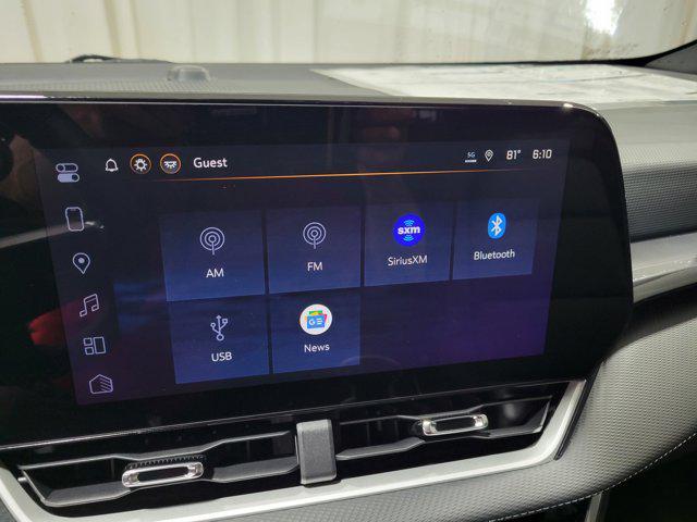 new 2026 Chevrolet Equinox car, priced at $33,585