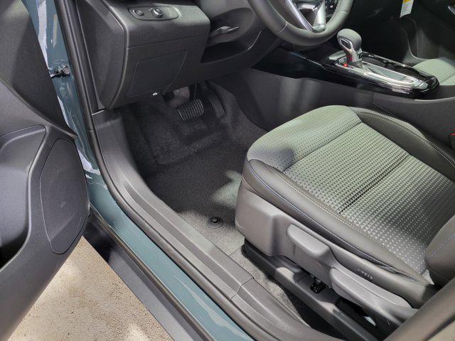 new 2025 Chevrolet Trax car, priced at $25,330