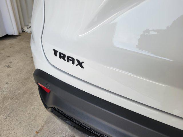 new 2025 Chevrolet Trax car, priced at $25,478