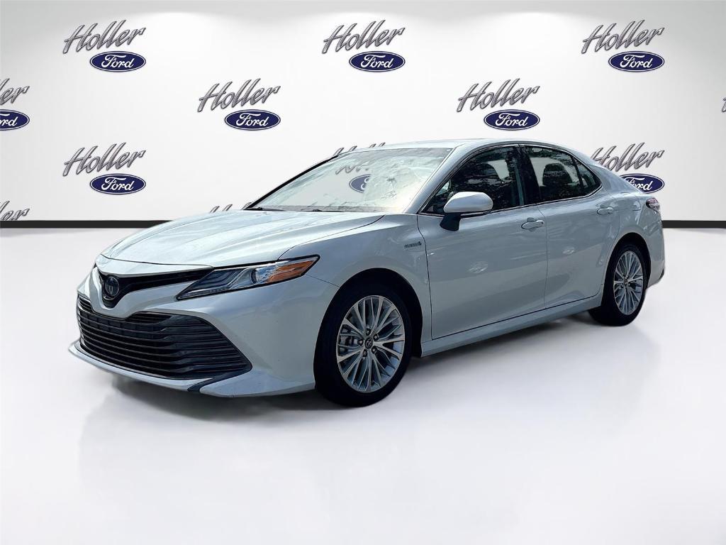 used 2019 Toyota Camry Hybrid car, priced at $17,995