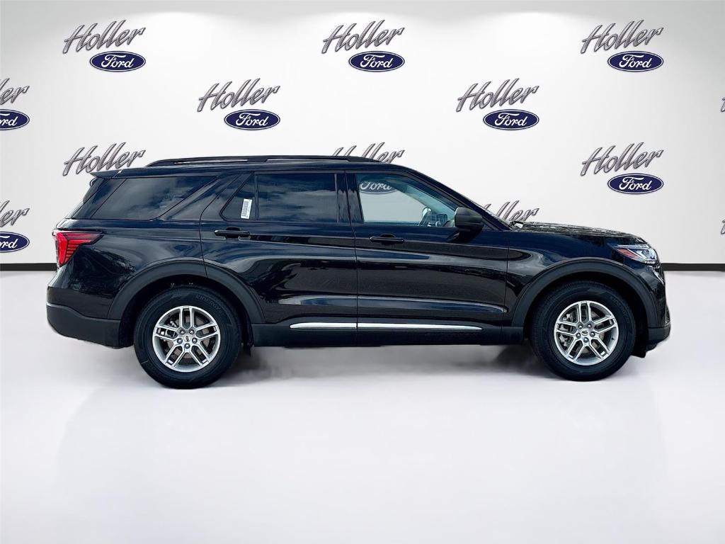 new 2025 Ford Explorer car, priced at $39,887