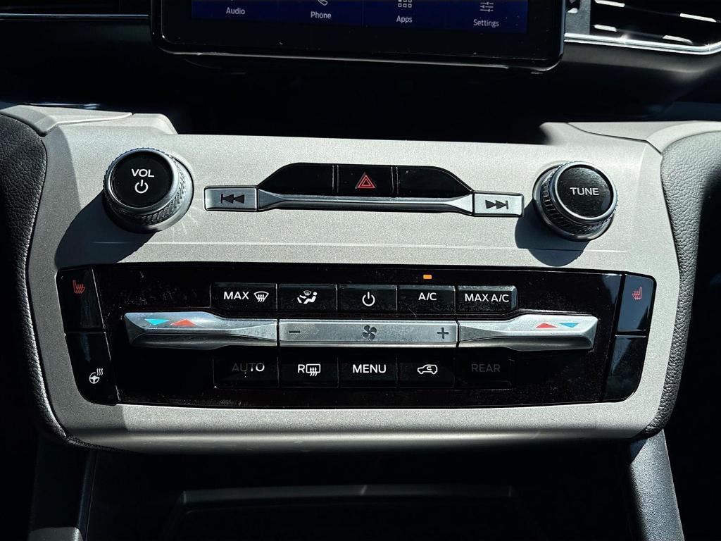 used 2024 Ford Explorer car, priced at $28,595