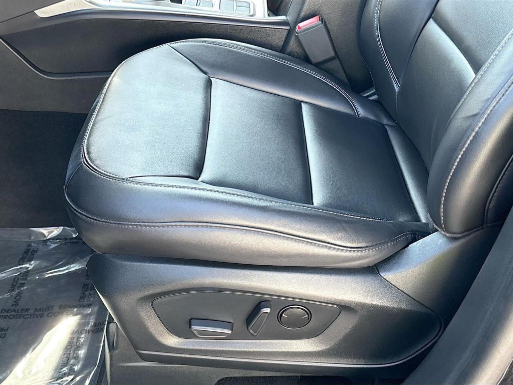 used 2024 Ford Explorer car, priced at $28,595