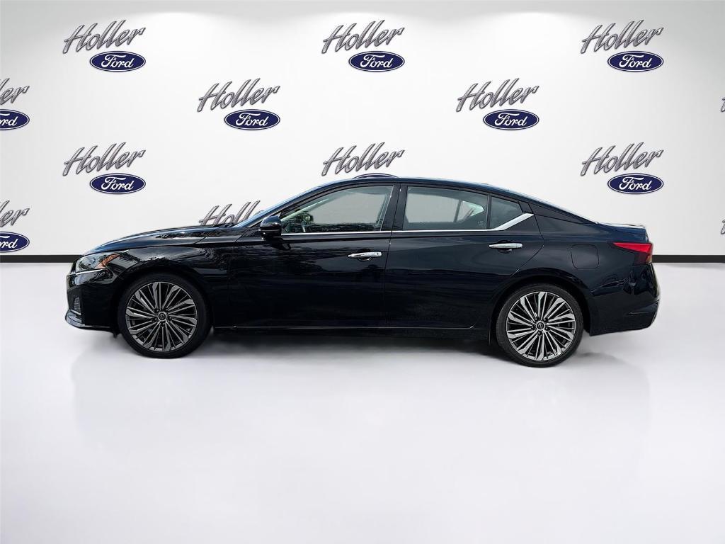 used 2023 Nissan Altima car, priced at $18,295