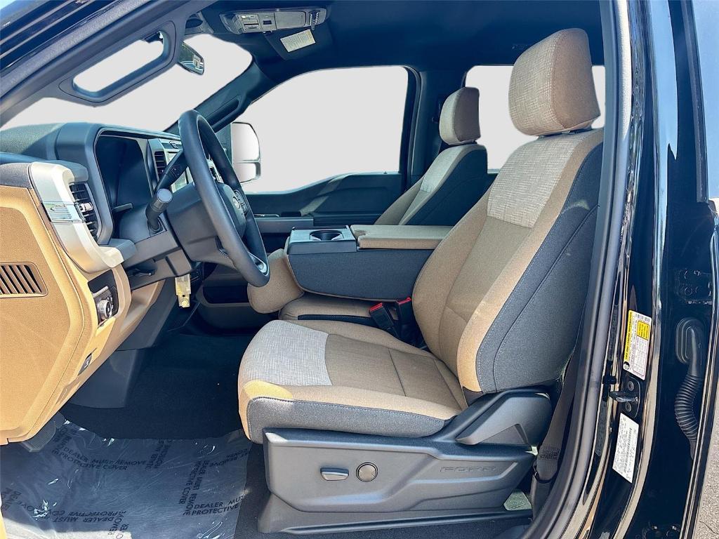 new 2025 Ford F-250 car, priced at $65,575