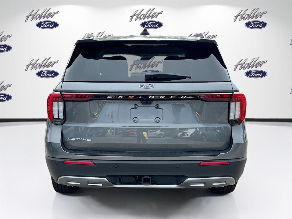 new 2025 Ford Explorer car, priced at $40,730