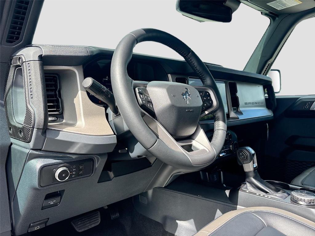 new 2025 Ford Bronco car, priced at $46,752