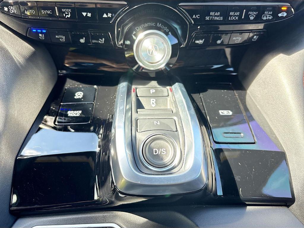 used 2022 Acura MDX car, priced at $42,997