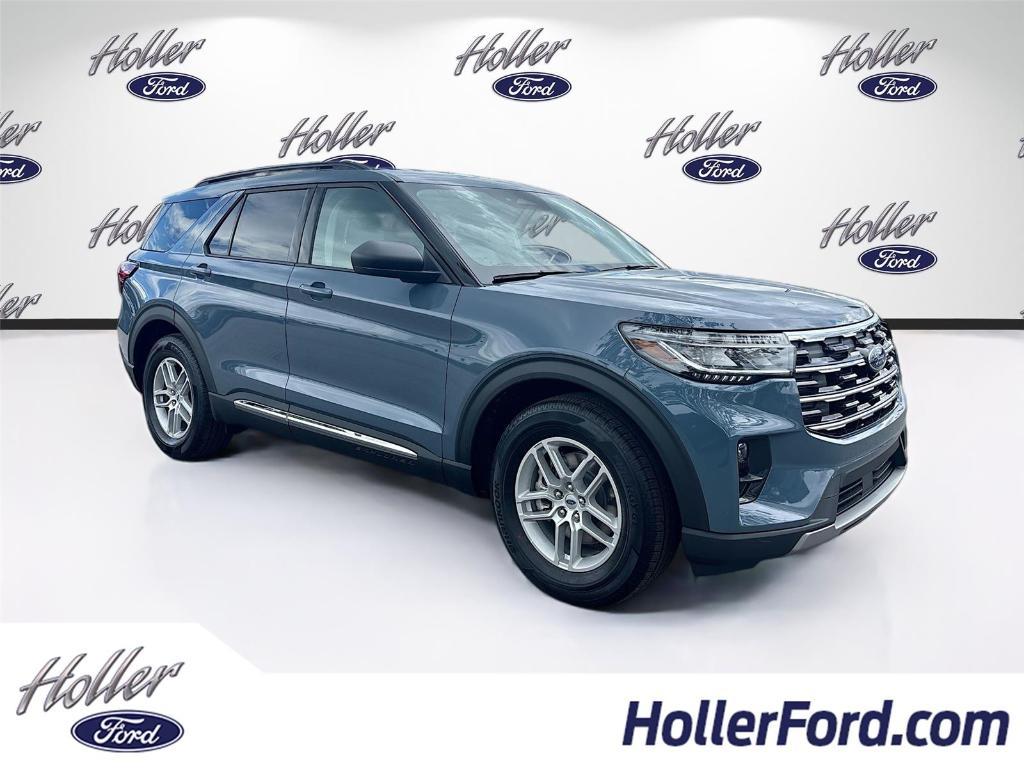 new 2025 Ford Explorer car, priced at $40,164