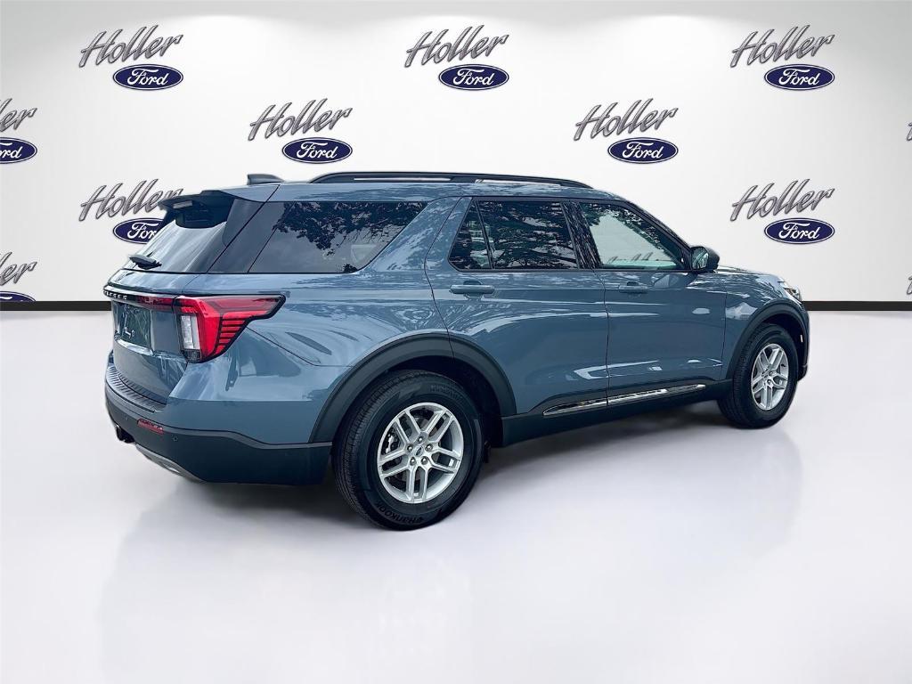 new 2025 Ford Explorer car, priced at $40,164