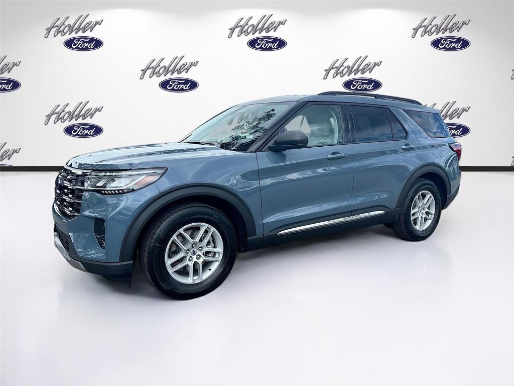 new 2025 Ford Explorer car, priced at $40,164