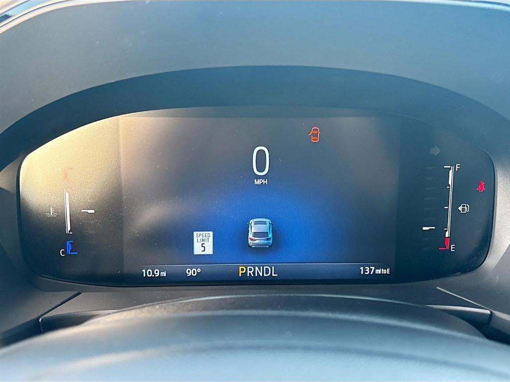 new 2025 Ford Escape car, priced at $30,330
