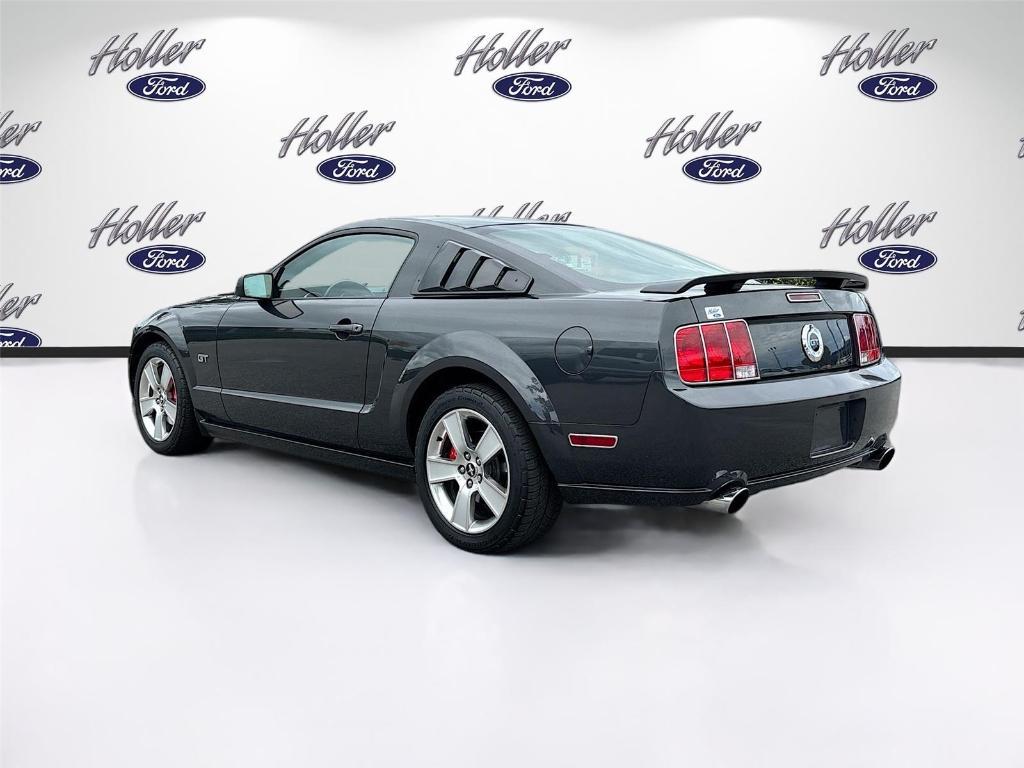 used 2007 Ford Mustang car