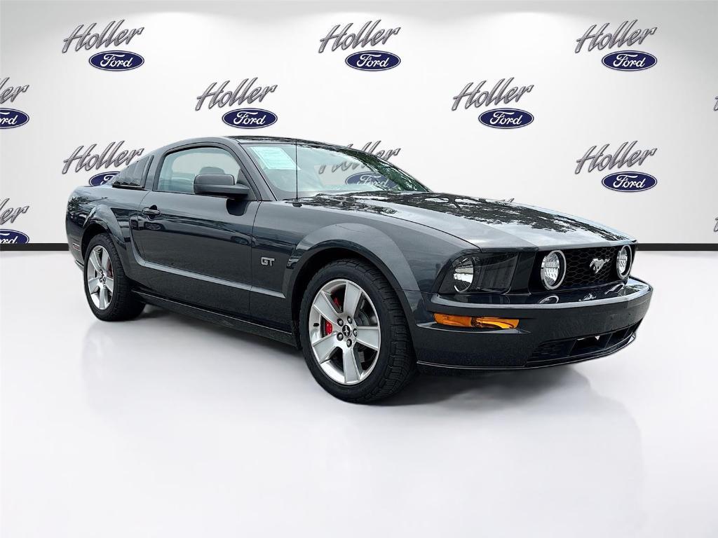 used 2007 Ford Mustang car