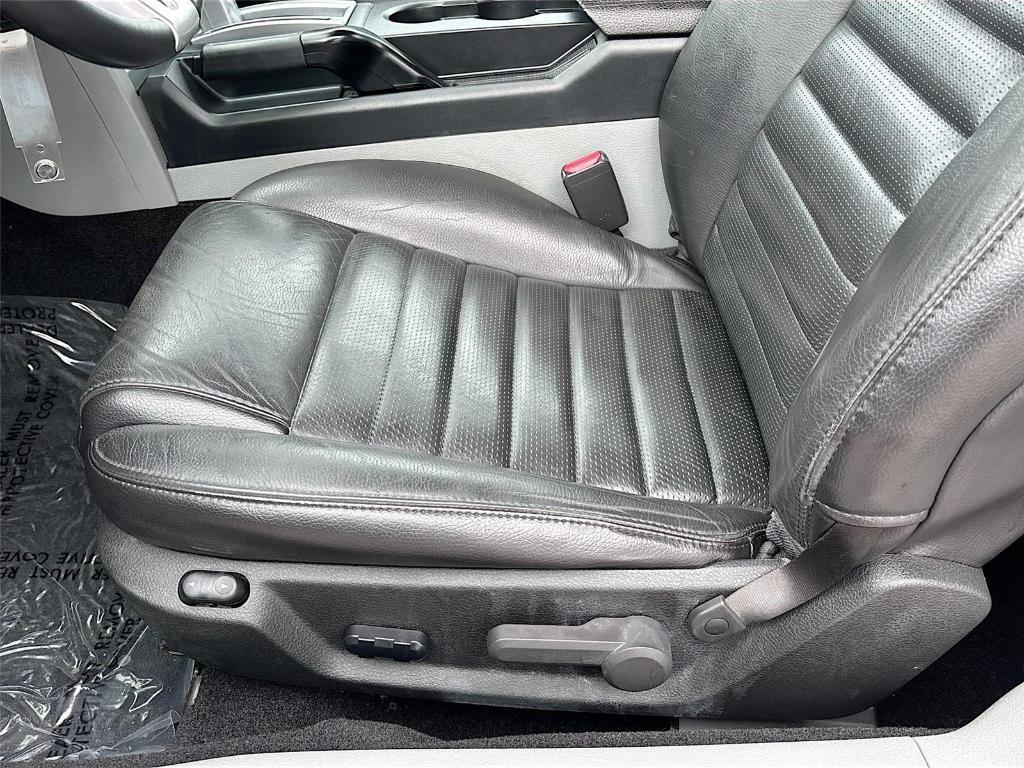 used 2007 Ford Mustang car