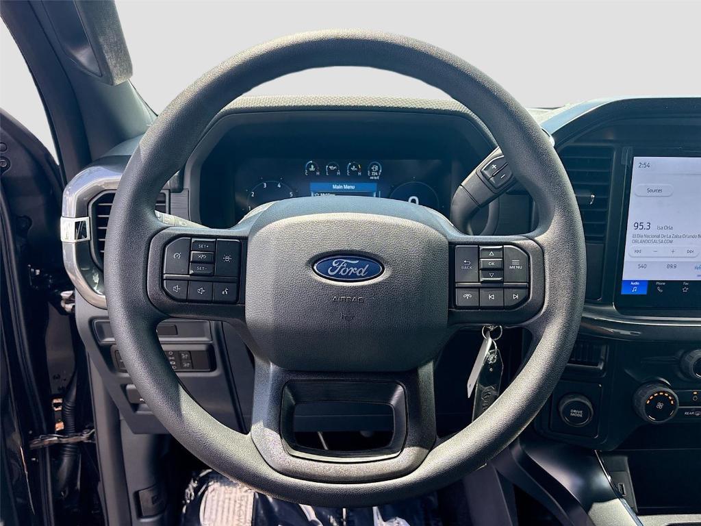 new 2025 Ford F-150 car, priced at $42,175