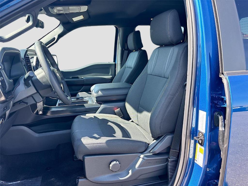 new 2025 Ford F-150 car, priced at $41,945