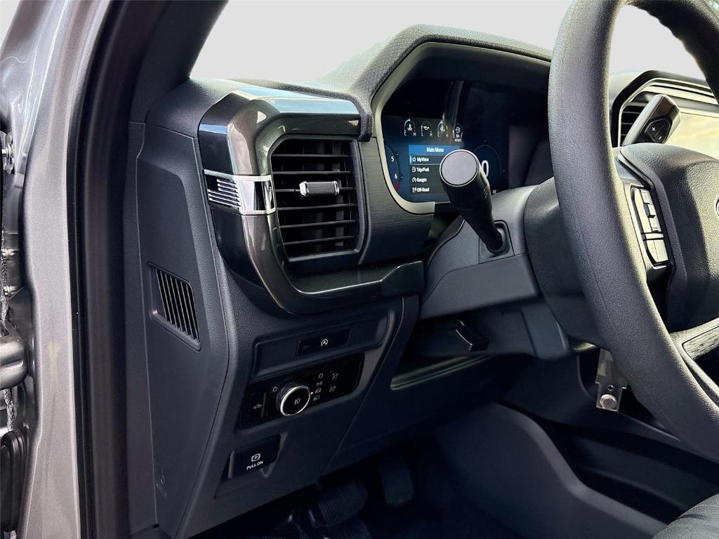 new 2025 Ford F-150 car, priced at $39,477