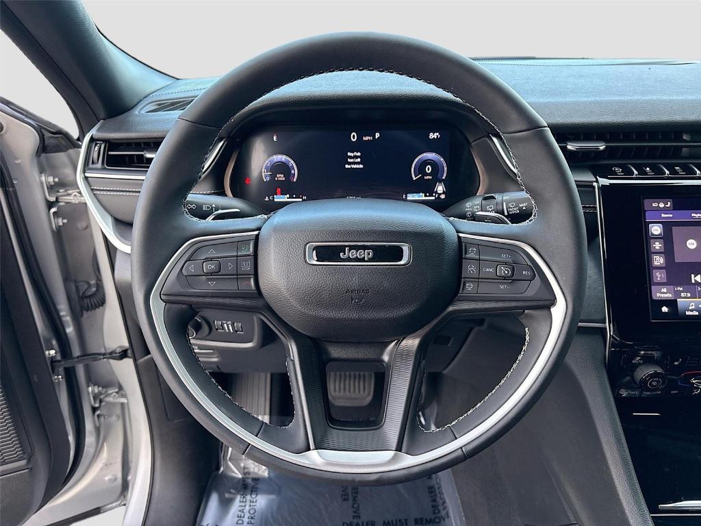 used 2024 Jeep Grand Cherokee car, priced at $27,995
