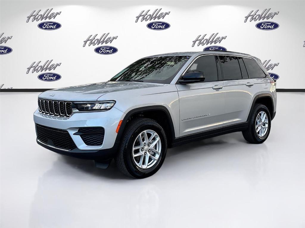 used 2024 Jeep Grand Cherokee car, priced at $27,995