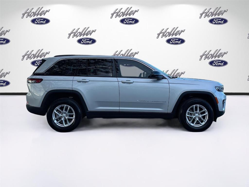 used 2024 Jeep Grand Cherokee car, priced at $27,995