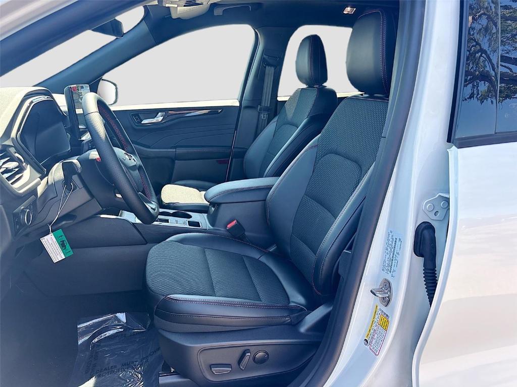 new 2025 Ford Escape car, priced at $33,120