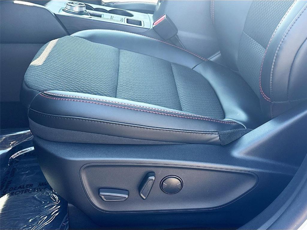 new 2025 Ford Escape car, priced at $33,120