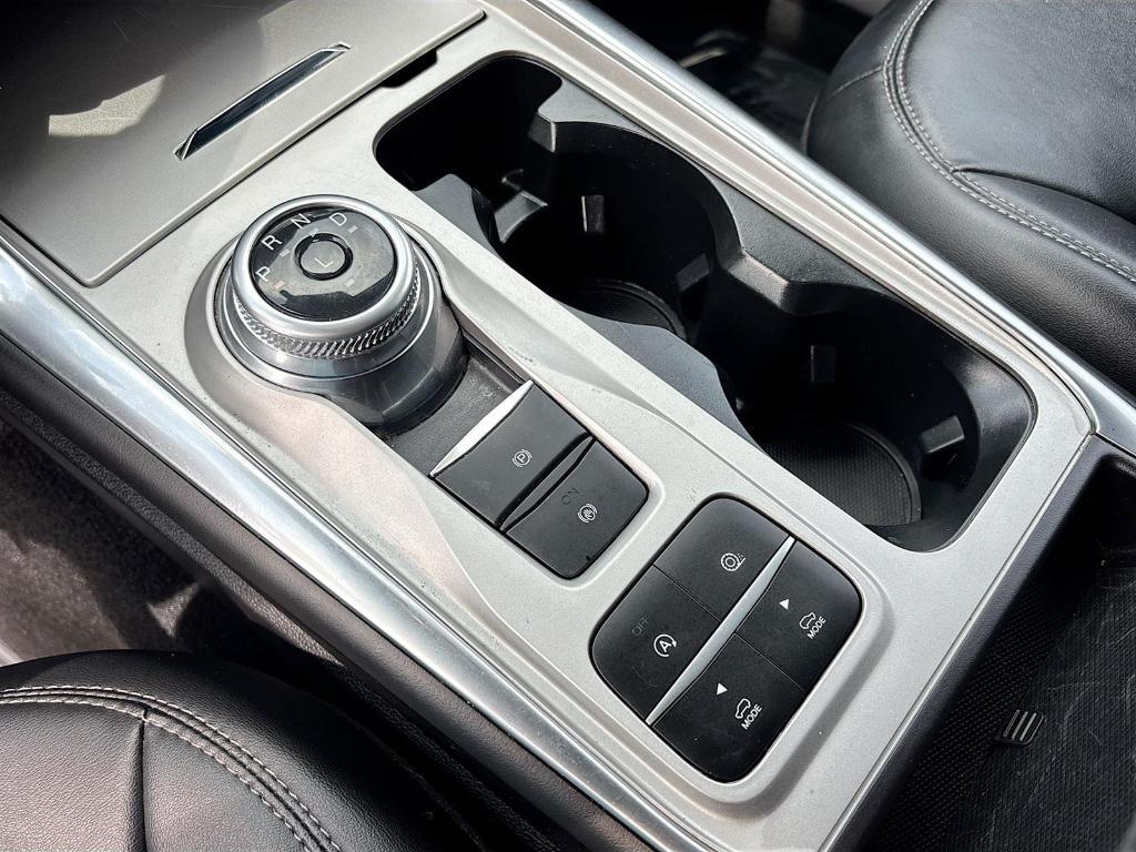used 2024 Ford Explorer car, priced at $27,595