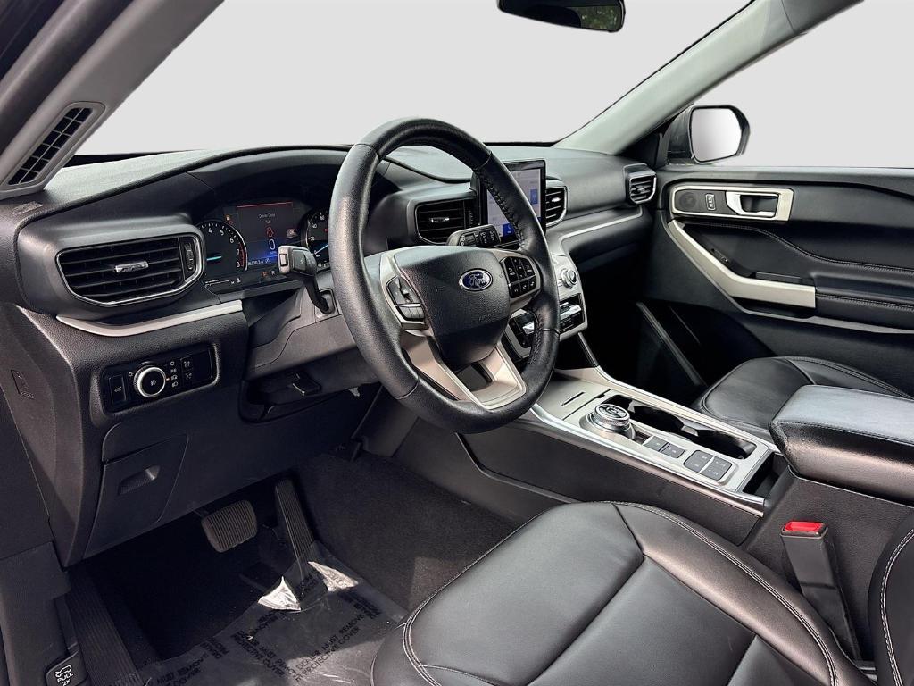 used 2024 Ford Explorer car, priced at $27,595