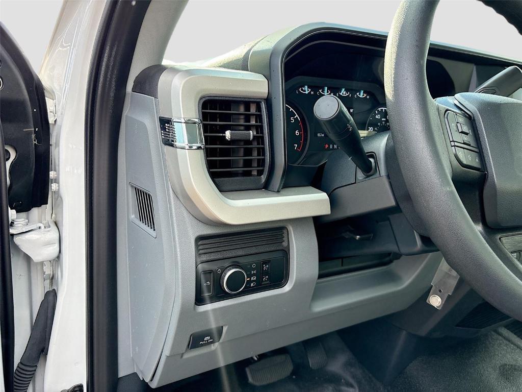 new 2024 Ford F-250 car, priced at $44,995