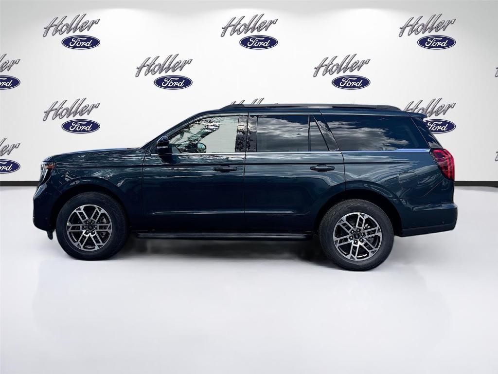 new 2025 Ford Expedition car, priced at $69,083