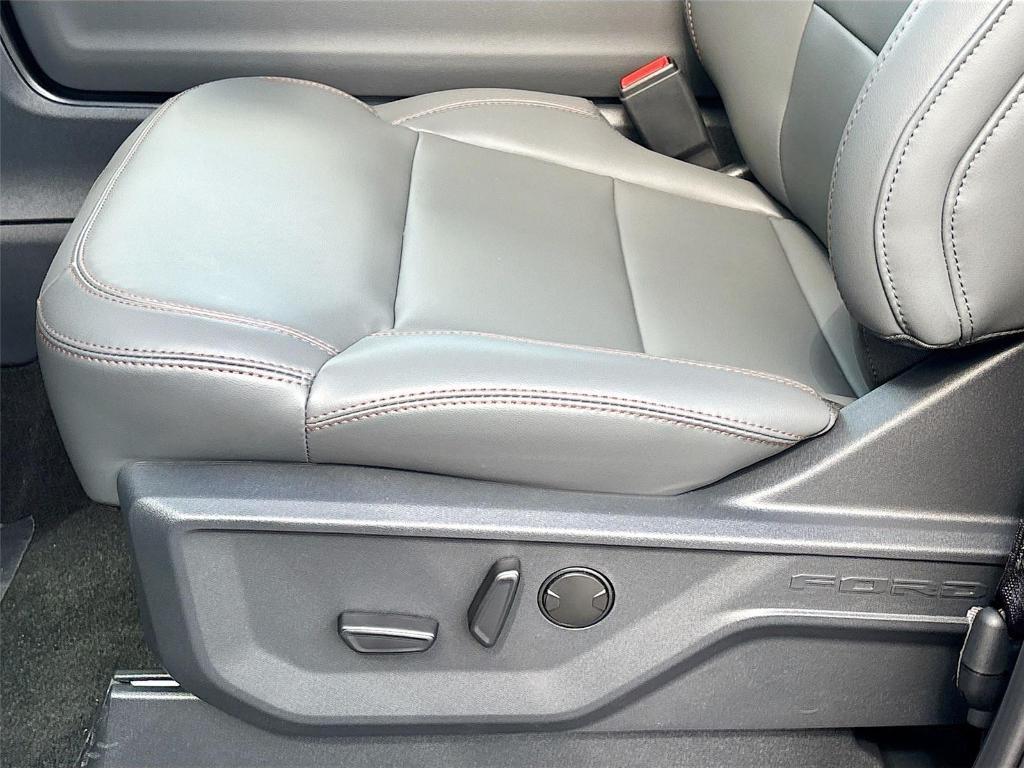 new 2025 Ford Expedition car, priced at $69,083