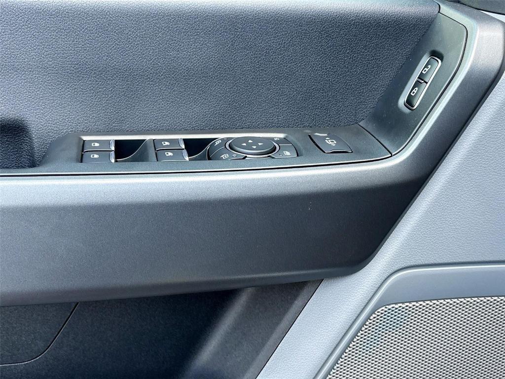 new 2025 Ford F-350 car, priced at $59,980