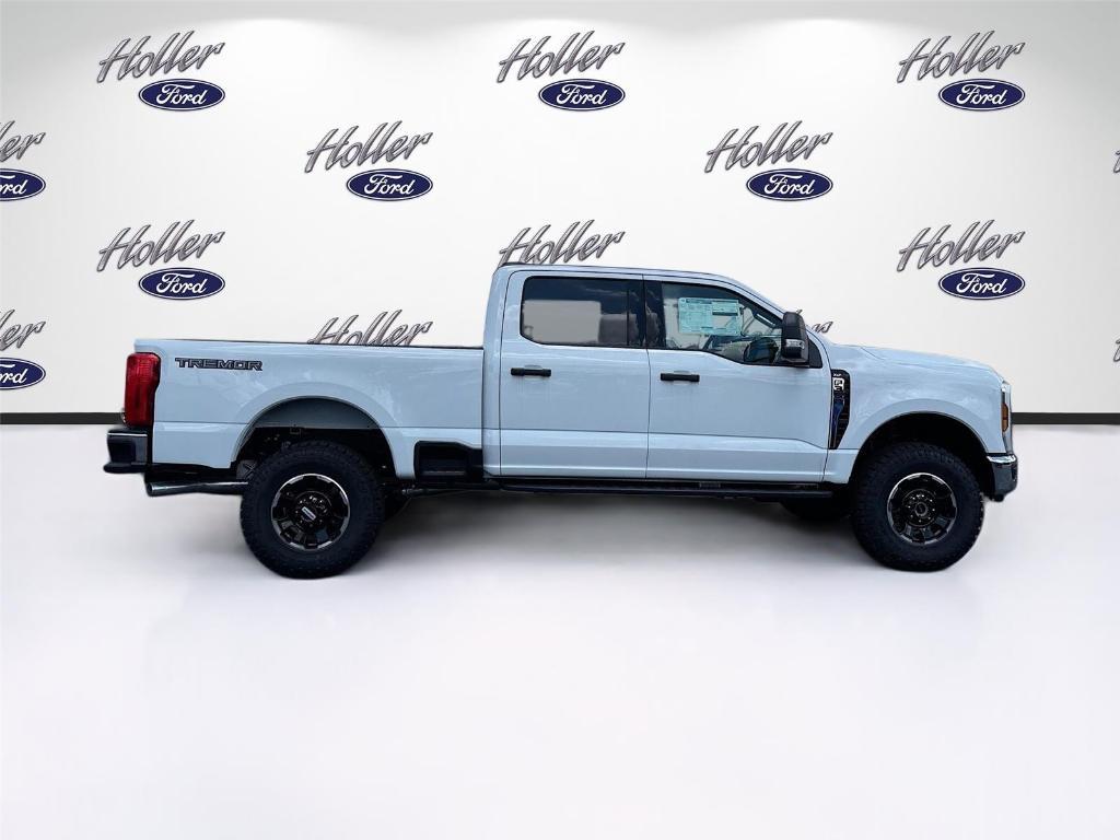 new 2025 Ford F-350 car, priced at $59,980