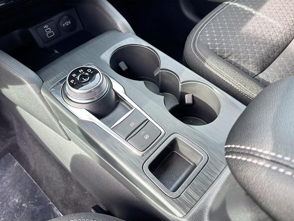 new 2025 Ford Escape car, priced at $29,400