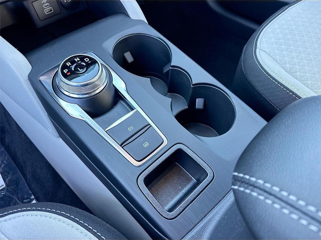new 2026 Ford Escape car, priced at $29,319
