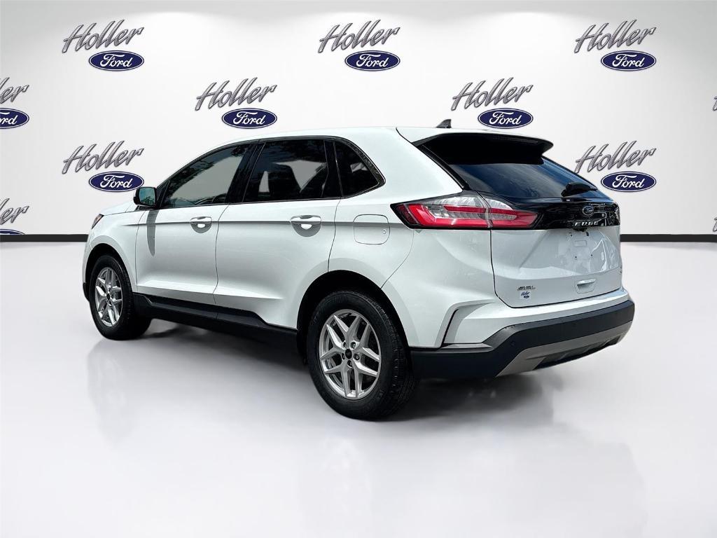 used 2024 Ford Edge car, priced at $19,595