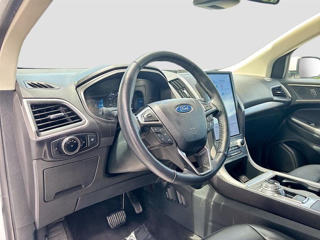 used 2024 Ford Edge car, priced at $19,595
