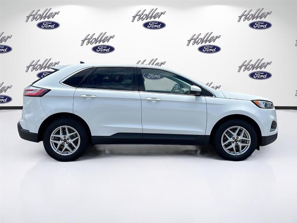 used 2024 Ford Edge car, priced at $19,595