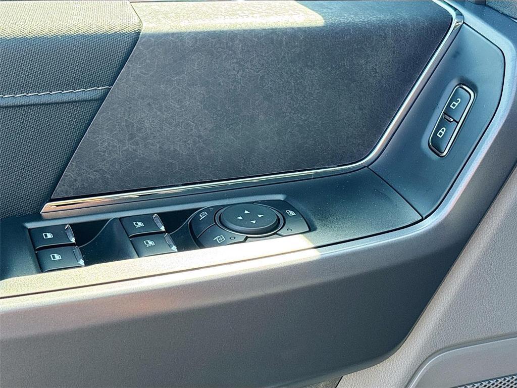 new 2025 Ford F-150 car, priced at $54,335