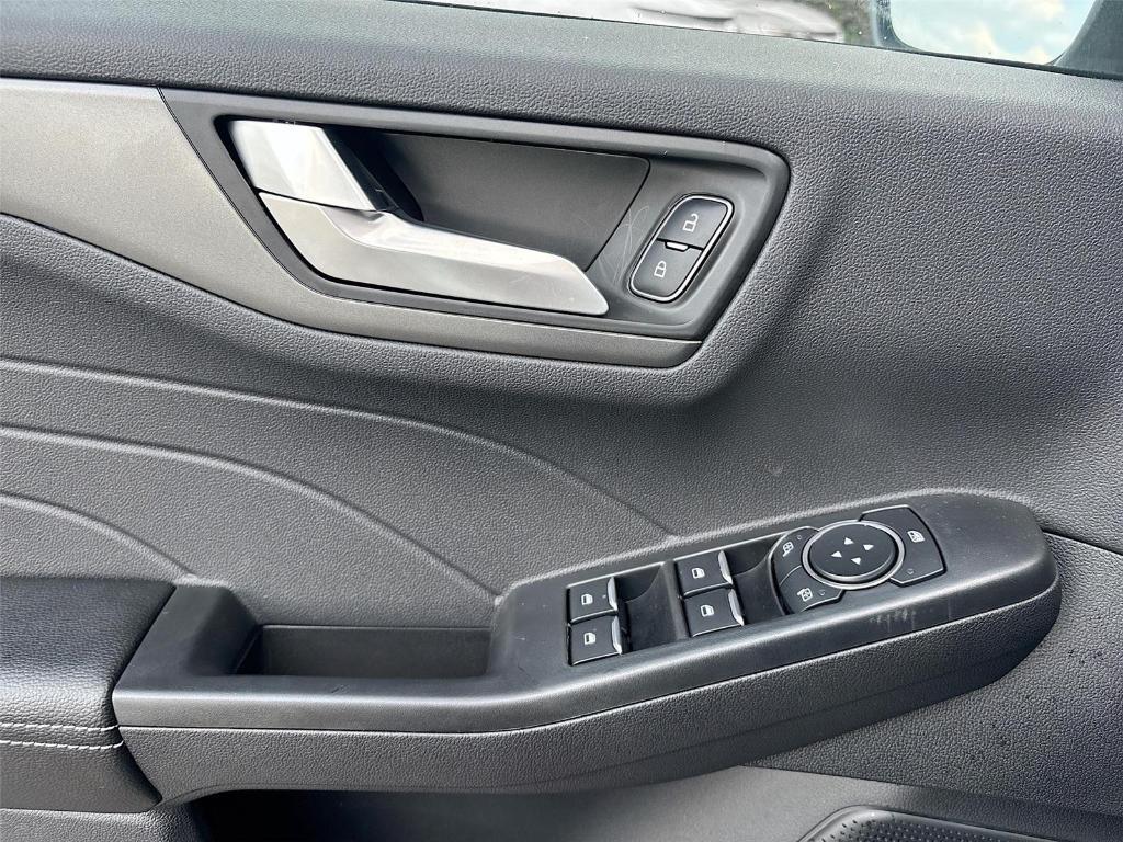 new 2025 Ford Escape car, priced at $39,390