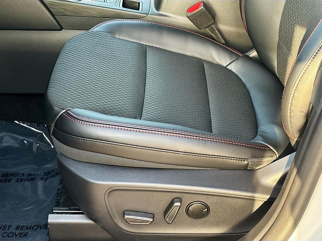 new 2025 Ford Escape car, priced at $30,540