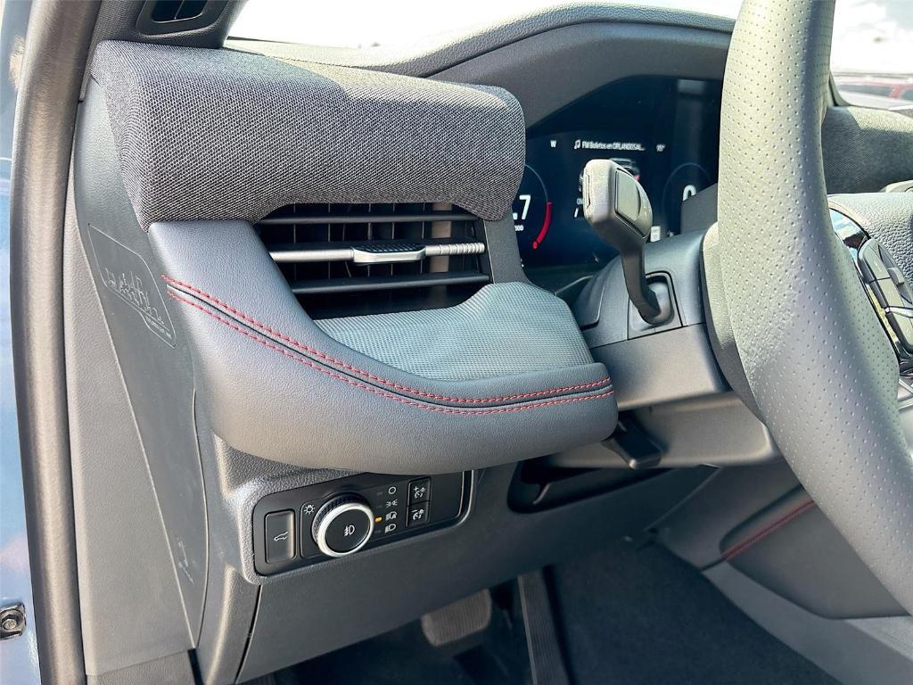 new 2025 Ford Explorer car, priced at $46,015