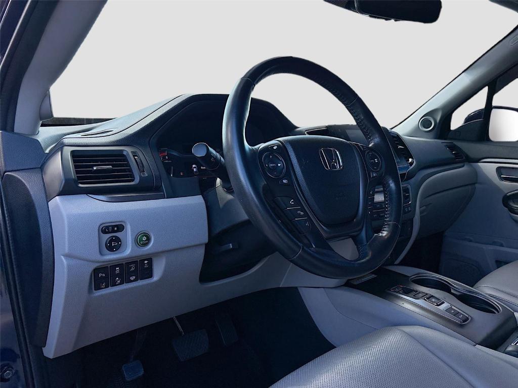 used 2023 Honda Ridgeline car, priced at $31,995