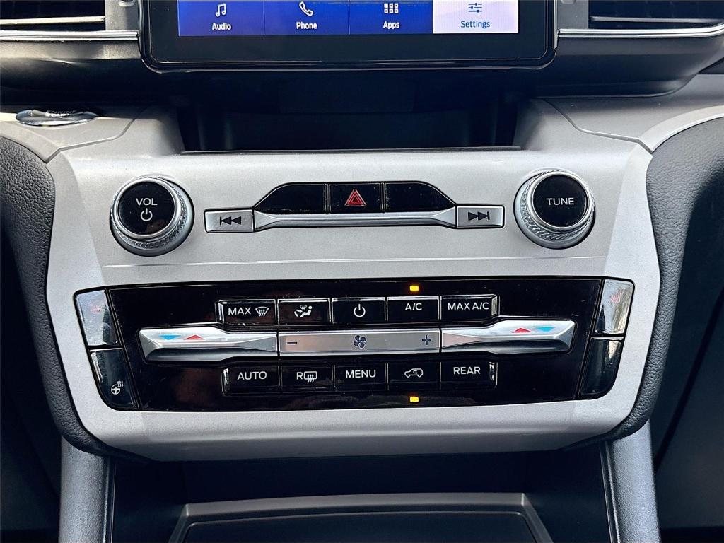 used 2024 Ford Explorer car, priced at $27,595