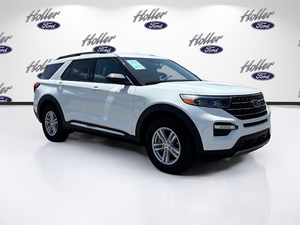 used 2024 Ford Explorer car, priced at $27,595