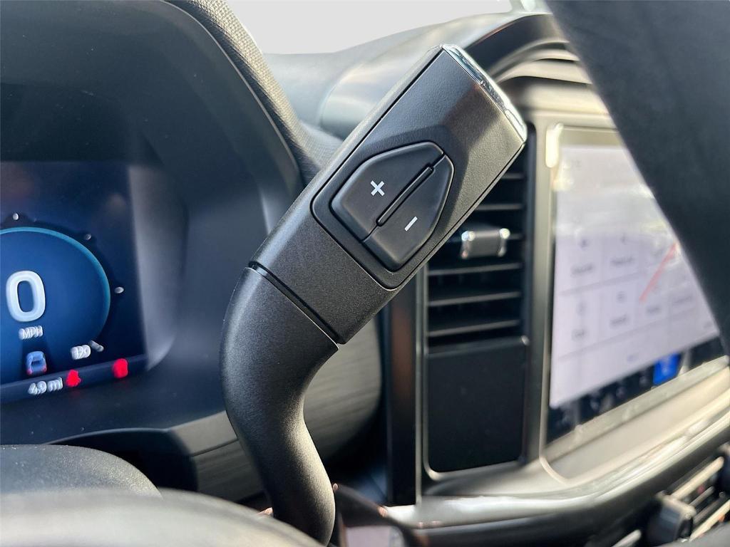 new 2025 Ford F-150 car, priced at $39,215
