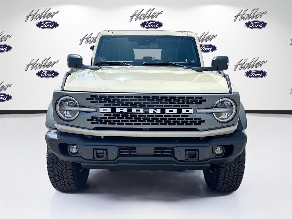 new 2025 Ford Bronco car, priced at $60,525