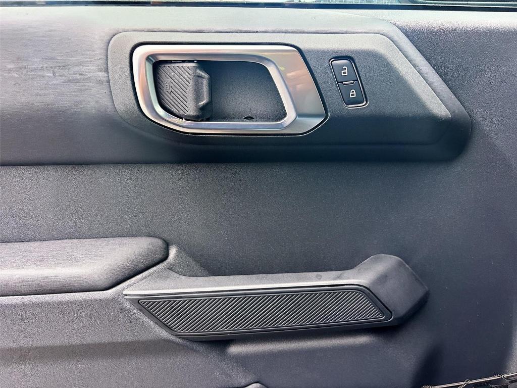 new 2025 Ford Bronco car, priced at $48,533